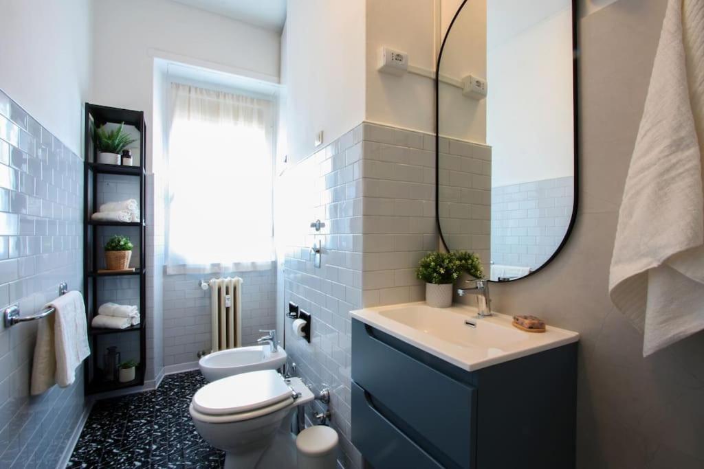 Primaticcio Metro E Aria Condizionata Apartment Милано Екстериор снимка