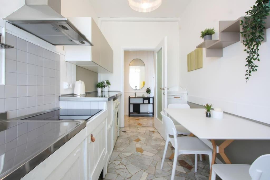 Primaticcio Metro E Aria Condizionata Apartment Милано Екстериор снимка