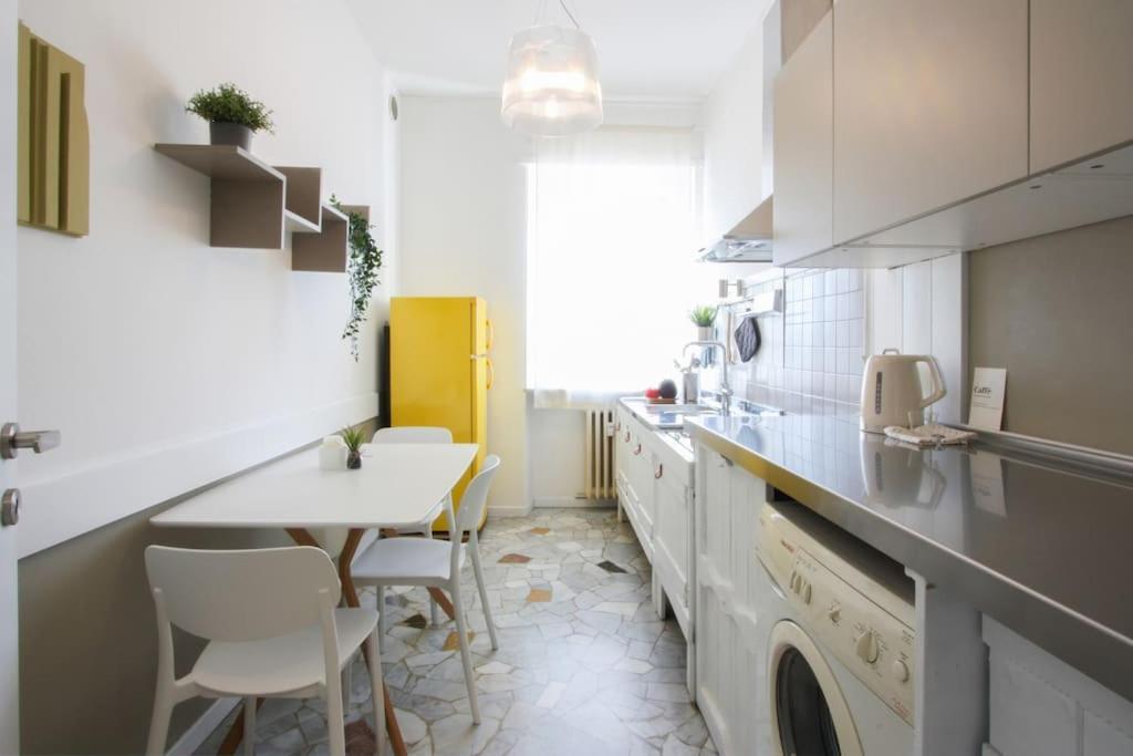 Primaticcio Metro E Aria Condizionata Apartment Милано Екстериор снимка